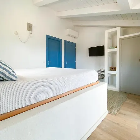 Bianco, Centrale, Parcheggio, Ottimo Per 4 Persone Appartement San Pantaleo